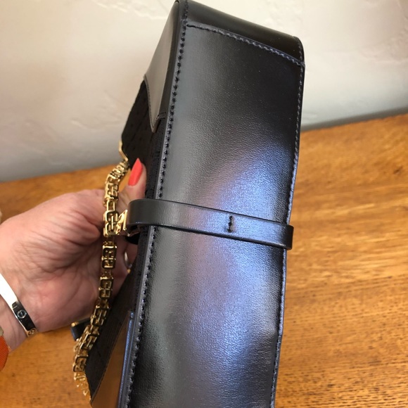Givenchy small cut out black monogram crossbody bag - Picture 11 of 13